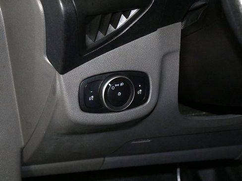 Used 2019 Ford Transit Connect XL image 24