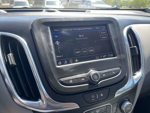 Used 2023 Chevrolet Equinox LS w/ Driver Confidence II Package FWD image 19