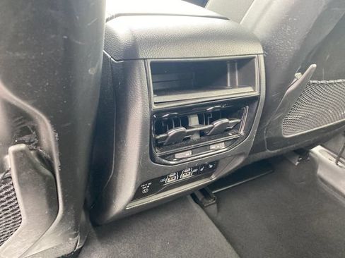 Used 2023 Jeep Grand Cherokee Limited AWD/4WD image 20