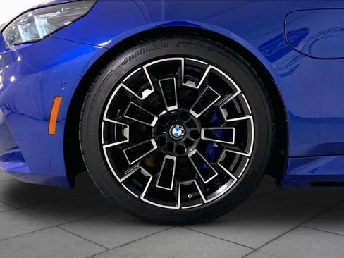 Used 2025 BMW M5 w/ Carbon Package AWD/4WD image 10