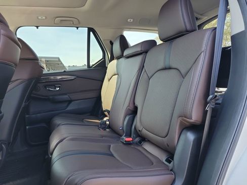 Used 2025 Honda Pilot Elite image 20
