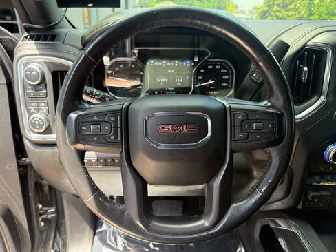 Used 2020 GMC Sierra 2500 AT4 w/ AT4 Premium Package AWD/4WD image 14