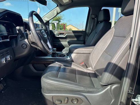 Used 2023 GMC Sierra 1500 SLT AWD/4WD image 10