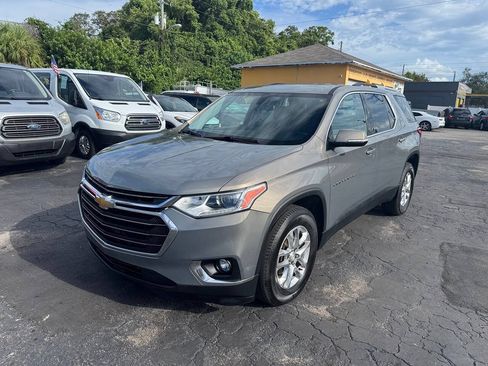 Used 2018 Chevrolet Traverse LT AWD/4WD image 4