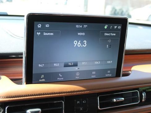 Used 2024 Lincoln Aviator Reserve w/ Equipment Group 201A AWD/4WD image 24