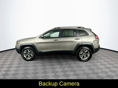 Used 2019 Jeep Cherokee Trailhawk w/ Cold Weather Group AWD/4WD image 6