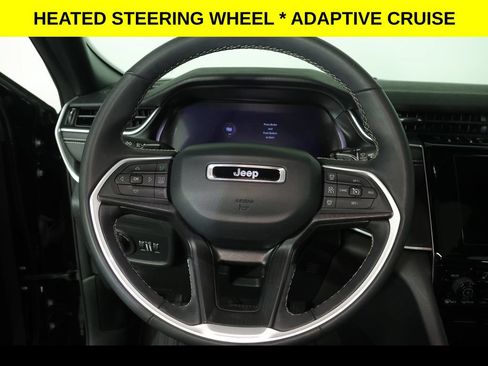 Used 2023 Jeep Grand Cherokee L Laredo AWD/4WD image 8