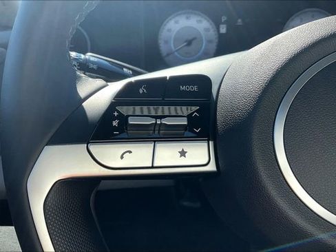 New 2025 Hyundai Elantra Limited image 20