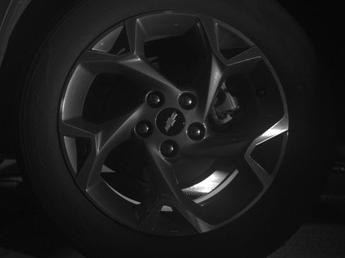 Used 2025 Chevrolet Trax LT w/ LT Convenience Package image 14