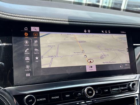 Used 2021 Bentley Flying Spur W12 AWD/4WD image 28