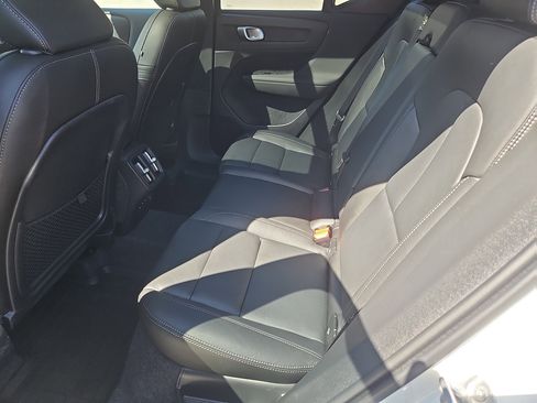 Used 2026 Volvo XC40 B5 Plus w/ Protection Package Premier AWD/4WD image 31