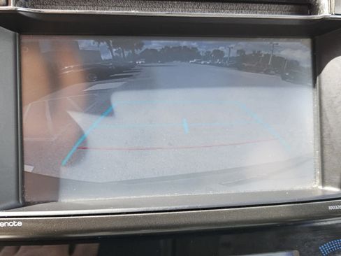 Used 2015 Toyota RAV4 XLE image 8