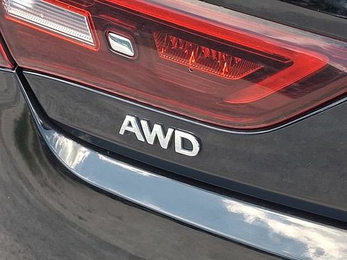 Used 2021 INFINITI Q60 3.0t Luxe w/ Cargo Package AWD/4WD image 34