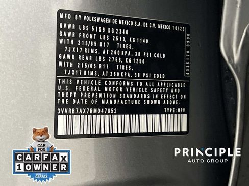 Certified 2024 Volkswagen Tiguan S image 34