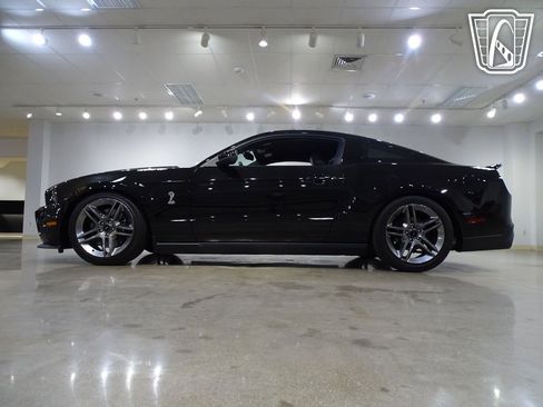 Used 2010 Ford Mustang Shelby GT500 image 37