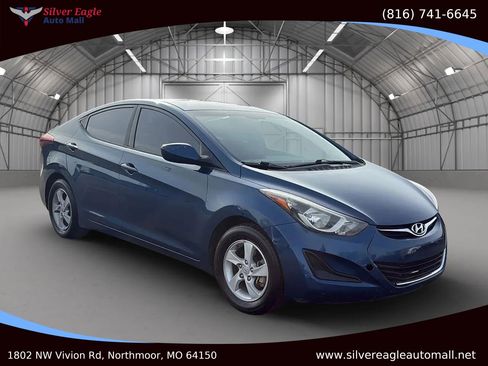 Used 2014 Hyundai Elantra SE image 7