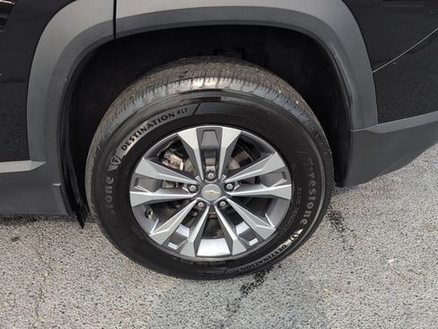 Used 2025 Chevrolet Equinox LT FWD image 16