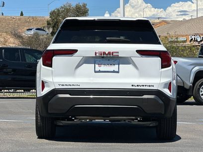 Used 2026 GMC Terrain Elevation