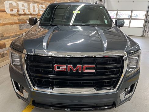 Used 2021 GMC Yukon XL SLE image 7