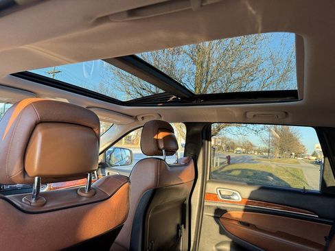 Used 2013 Jeep Grand Cherokee Overland w/ Advance Technology Group image 13