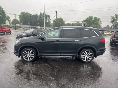 Used 2017 Honda Pilot Elite image 4
