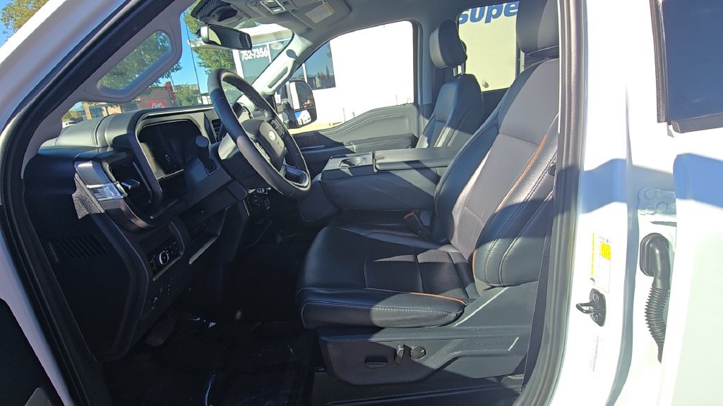 Used 2026 Ford F450 Lariat w/ FX4 Off-Road Package AWD/4WD image 13