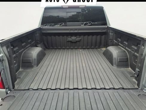 Used 2023 Chevrolet Silverado 1500 LTZ AWD/4WD image 5