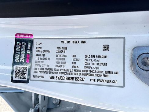 Used 2022 Tesla Model 3 Long Range AWD/4WD image 30