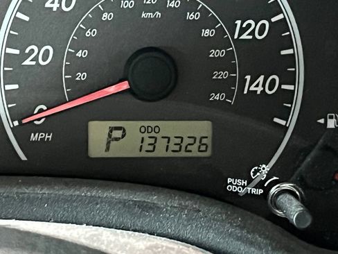 Used 2012 Toyota Corolla LE FWD image 20