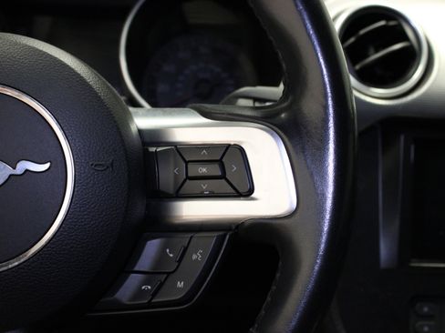 Used 2019 Ford Mustang GT RWD image 22