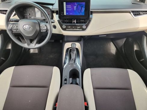 Used 2023 Toyota Corolla LE w/ LE Convenience Package FWD image 18