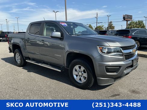 Used 2020 Chevrolet Colorado W/T w/ WT Convenience Package RWD image 7