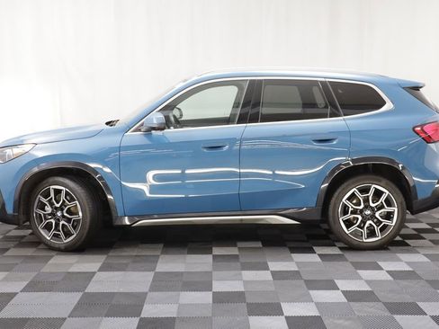 Certified 2025 BMW X1 xDrive28i AWD/4WD image 4