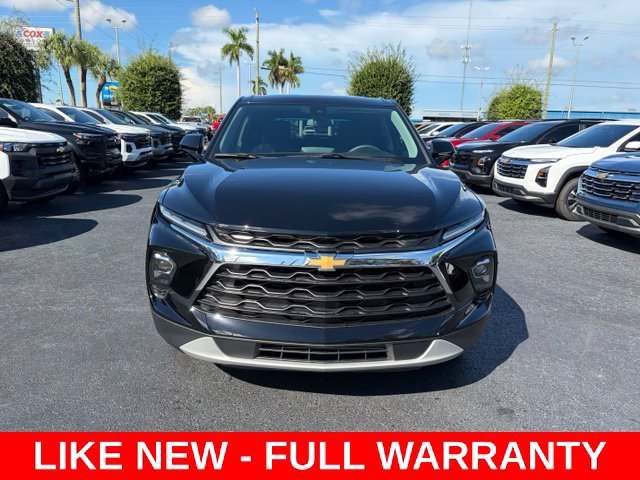 Used 2026 Chevrolet Blazer LT FWD image 2