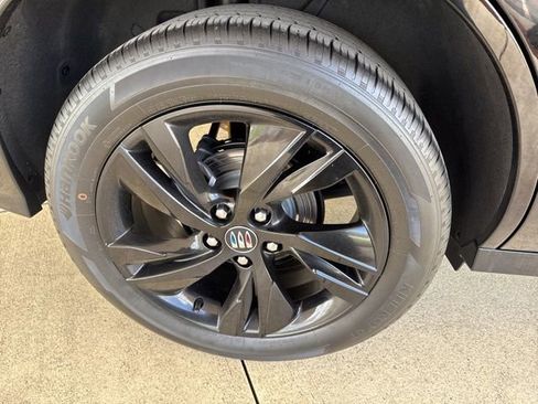 Used 2024 Buick Encore GX Sport Touring image 34