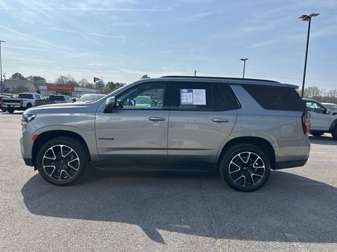 Used 2024 Chevrolet Tahoe RST w/ Luxury Package AWD/4WD image 3