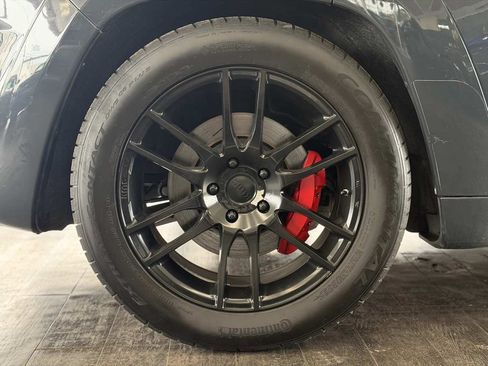 Used 2018 Jeep Grand Cherokee SRT w/ Trailer Tow Group IV AWD/4WD image 20