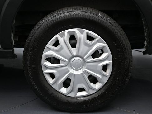 Used 2023 Ford Transit 350 XLT image 10