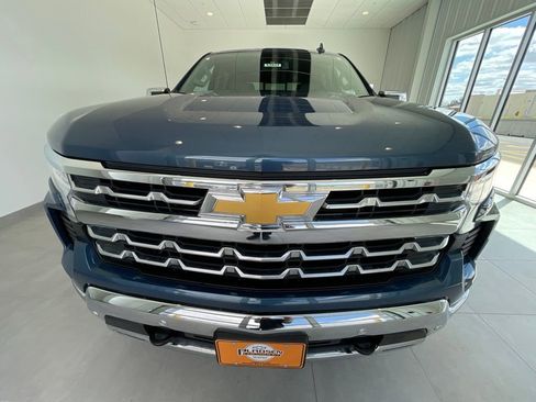 Used 2024 Chevrolet Silverado 1500 LTZ AWD/4WD image 8