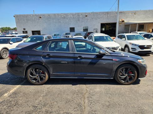 Used 2023 Volkswagen Jetta GLI Autobahn image 6