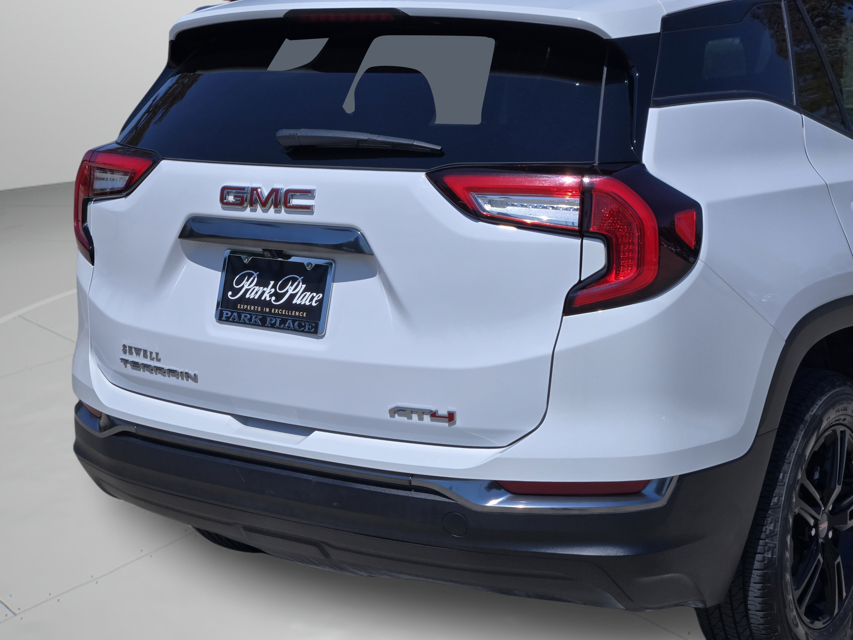Used 2023 GMC Terrain AT4 AWD/4WD image 31