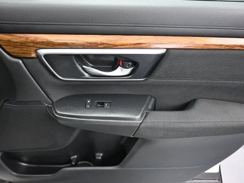 Used 2018 Honda CR-V EX image 40