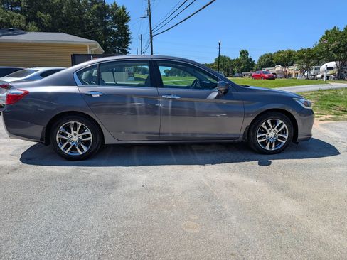 Used 2013 Honda Accord EX-L image 3