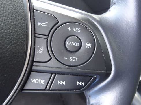 Used 2021 Toyota Corolla SE w/ Carpet Mat Package (TMS) FWD image 15