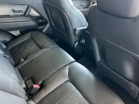 Used 2023 Land Rover Range Rover Sport SE Dynamic image 18