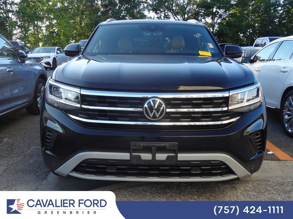 Used 2020 Volkswagen Atlas Cross Sport SEL AWD/4WD image 2