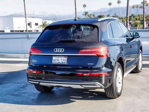 Used 2023 Audi Q5 2.0T Premium w/ Convenience Package AWD/4WD image 9