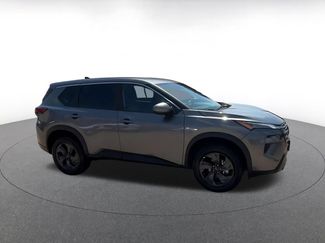 Used 2026 Nissan Rogue SV FWD video 2