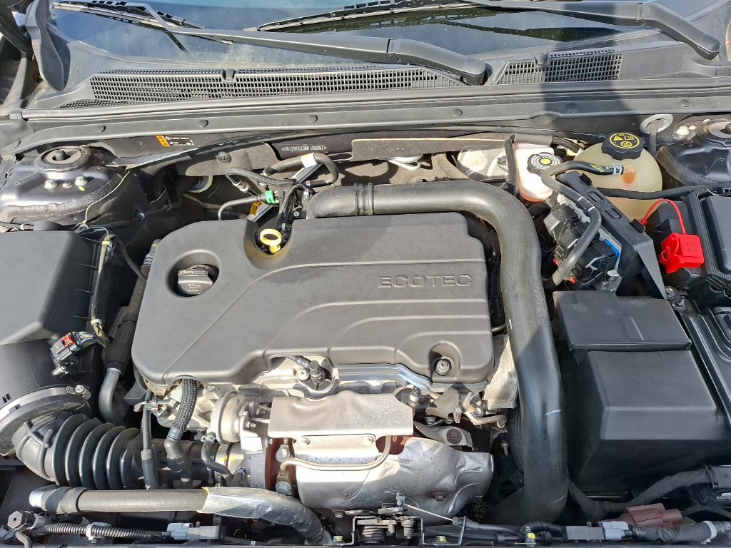 Used 2022 Chevrolet Malibu LS FWD image 32