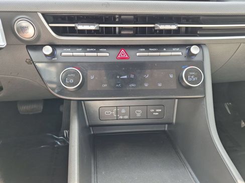 Used 2025 Hyundai Sonata SEL FWD image 25